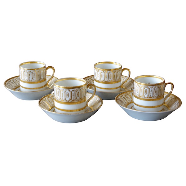 4 Paris porcelain coffee cups enhanced with fine gold - Empire style, early 19th century circa 1820