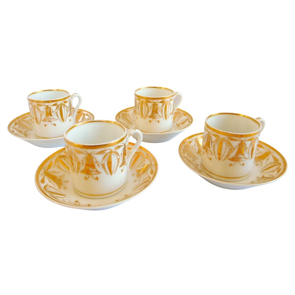 4 Empire Paris porcelain coffee cups enhanced with fine gold, early 19th century circa 1800