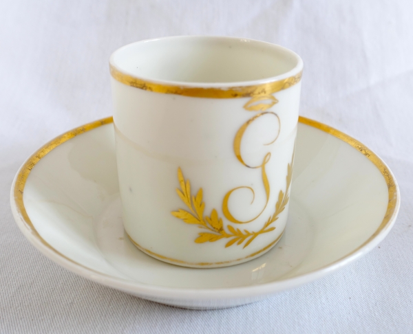 Suite de 4 tasses à café litron à monogrammes d'époque Directoire vers 1800