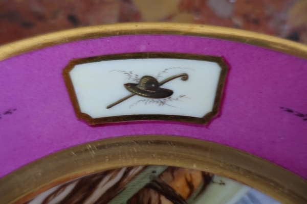 Manufacture Halley : suite de 6 assiettes de table en porcelaine dorée d'époque Empire signées