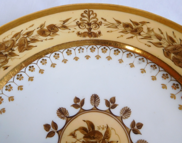 Manufacture Schoelcher : série de 6 assiettes de table Empire porcelaine vanille & or - signées