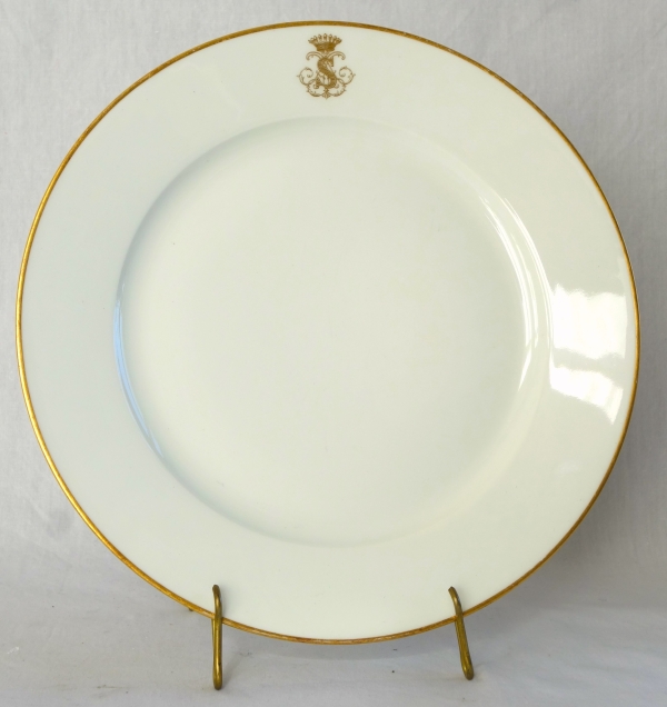 6 assiettes de table en porcelaine de Sèvres à couronne de Comte - signées, datées 1868