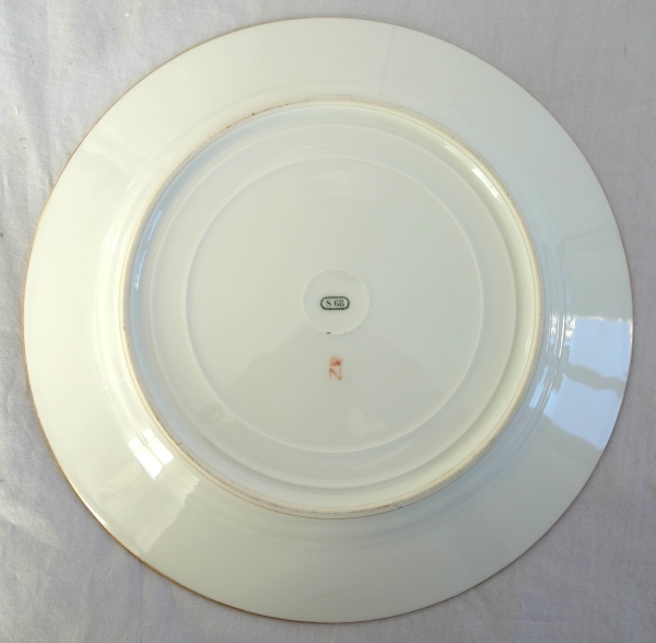 6 assiettes de table en porcelaine de Sèvres à couronne de Comte - signées, datées 1868