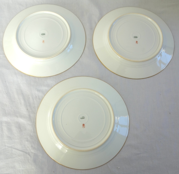 6 assiettes de table en porcelaine de Sèvres à couronne de Comte - signées, datées 1868