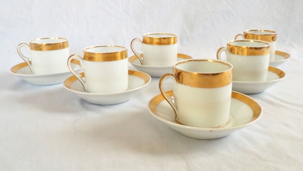 Empire Paris porcelain coffee set enhanced with fine gold - early 19th century