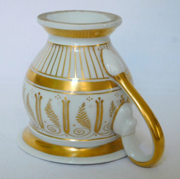 6 tasses à café de style Empire en porcelaine de Paris dorée à l'or fin, époque milieu XIXe