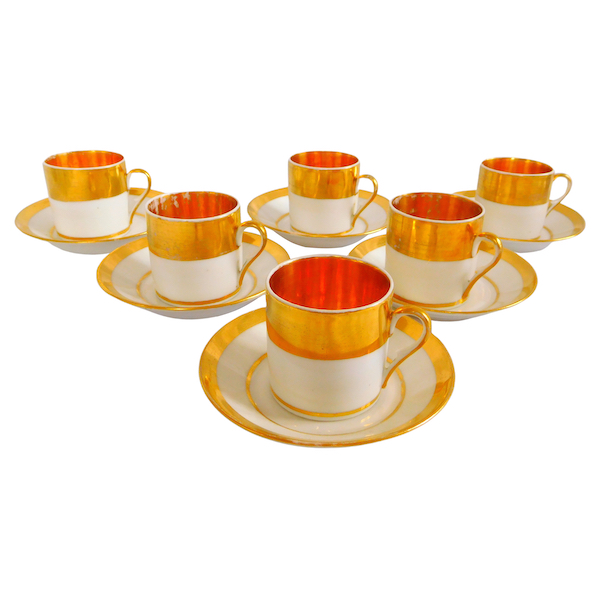 Empire Paris porcelain coffee set : 6 cups enhanced with fine gold - early 19th century