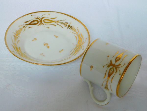 Service à café de 6 tasses litron en porcelaine de Paris dorée à l'or - époque fin XVIIIe ou Empire