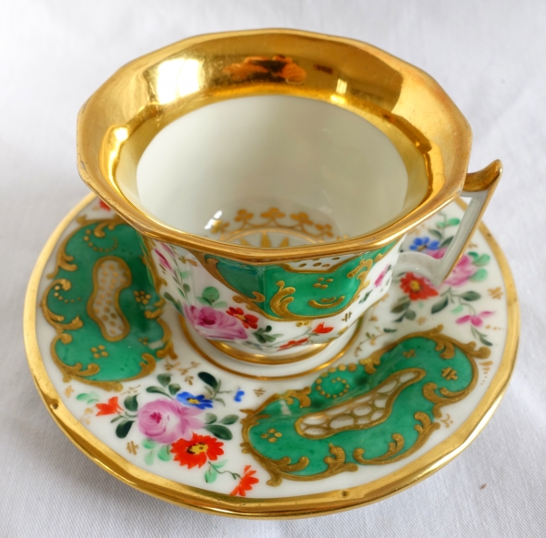 Service de 6 tasses à thé en porcelaine de Paris attribuées à Jacob Petit - vers 1840