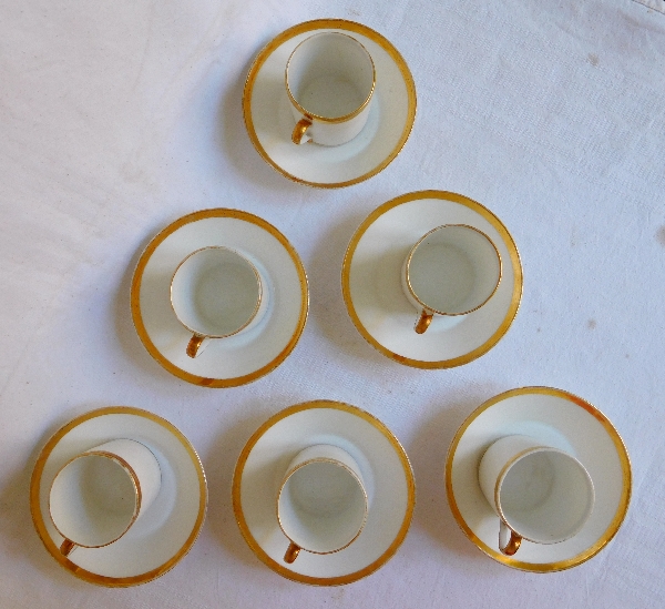 Service à café de 6 tasses litron en porcelaine de Paris d'époque Empire Restauration