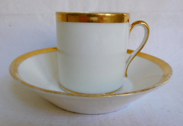 Paris porcelain coffee set for 6 enhanced with fine gold, early 19th century