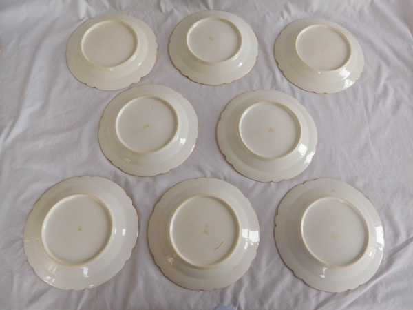 8 Paris porcelain dessert plates, 19th century circa 1840