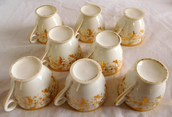 Paris Porcelain coffee set enhanced with fine gold : 8 coffee cups, early 19th century