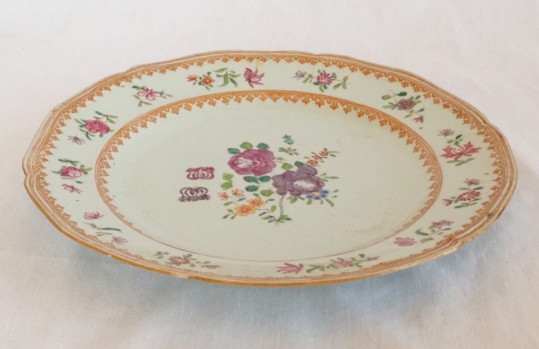 Assiette de table en porcelaine de Chine - Compagnie des Indes - XVIIIe siècle