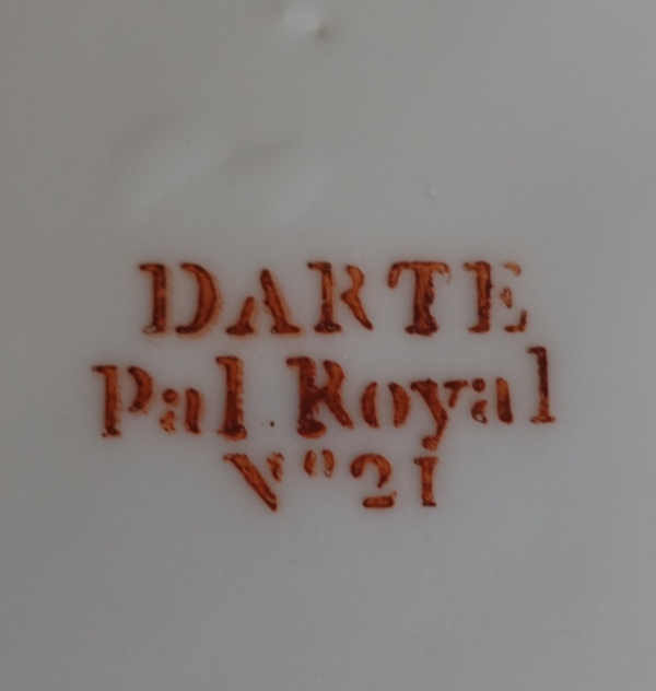 Darte Palais Royal N°21 - Empire porcelain plate decorated with medlars - signed