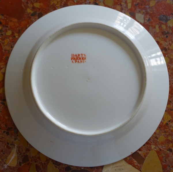 Darte Frères - Empire porcelain plate decorated with nuts - signed