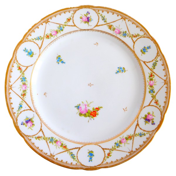 Manufacture de Nyon : assiette de table en porcelaine polychrome et or d'époque XVIIIe siècle 