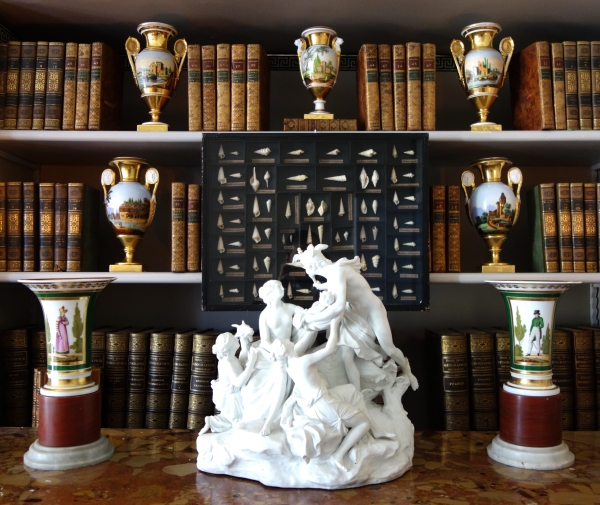 Sèvres : la naissance de Bacchus, grand groupe en biscuit d'époque XVIIIe siècle