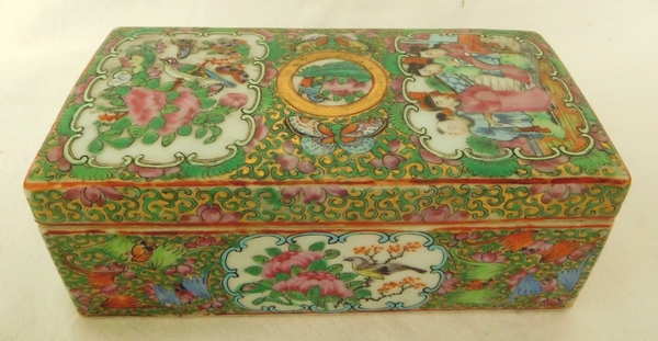 Canton porcelain box, China, 19th century