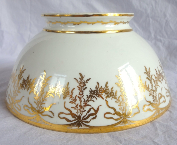 Bol à biscuits en porcelaine de Paris blanche et or - époque Directoire, fin XVIIIe siècle