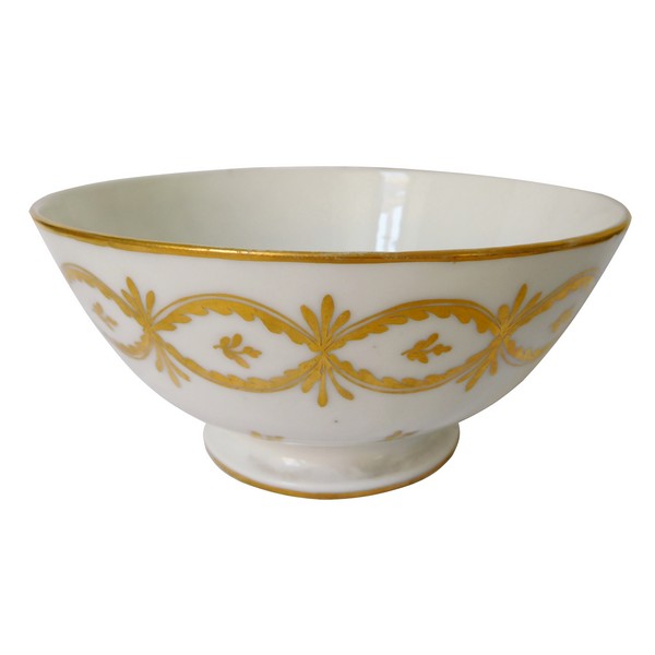 Manufacture de la Reine - Paris porcelain bowl - 18th century