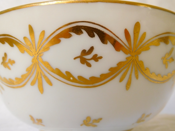 Manufacture de la Reine - Paris porcelain bowl - 18th century