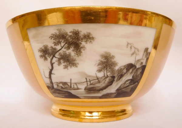 Paris porcelain biscuits bowl, manufacture of Halley, Empire period, early 19th century