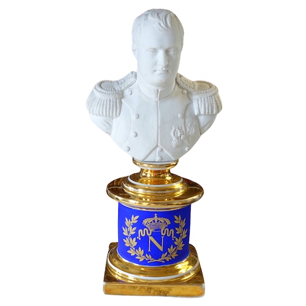 Buste de Napoléon Ier Empereur d'après Canova en biscuit de porcelaine - XIXe siècle