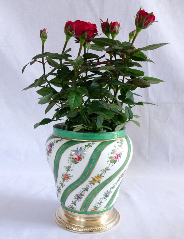 Paris porcelain planter in the taste of Sèvres, vermeil frame - circa 1900