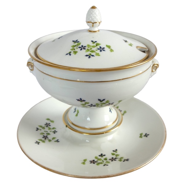 Confiturier en porcelaine de Paris, décor aux barbeaux, époque Empire Restauration