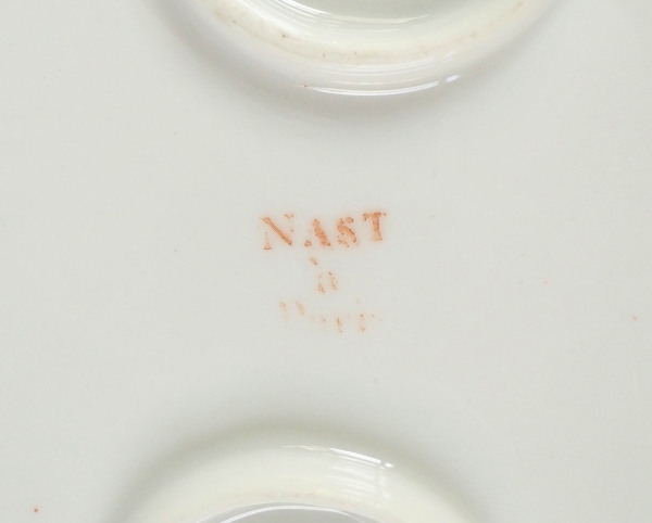 Nast : Empire Paris porcelain double jam jar enhanced with fine gold