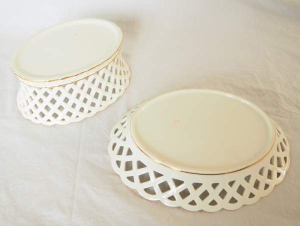 Nast : coupe corbeille ajourée et son dormant d'époque Empire - signée