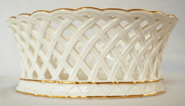 Nast : coupe corbeille ajourée et son dormant d'époque Empire - signée