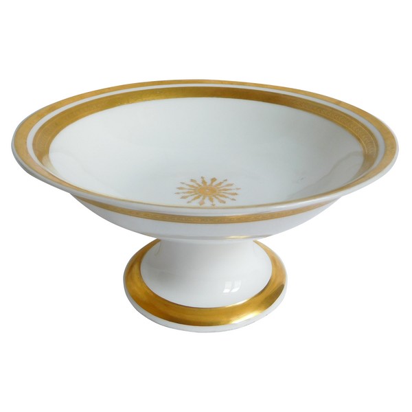 Paris porcelain fruit bowl enhanced with fine gold, Empire period, early 19th century