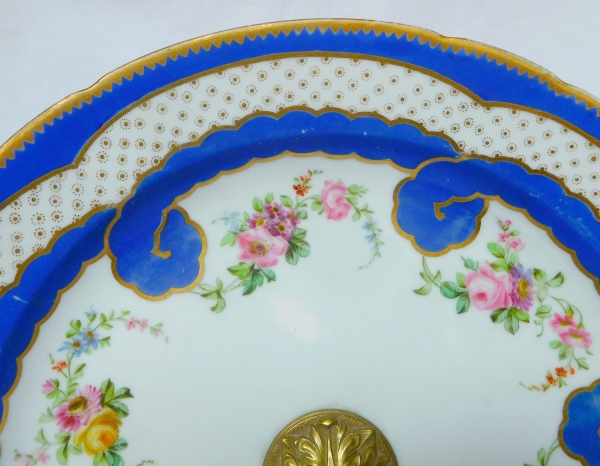 Manufacture Impériale de Saint Petersbourg - Russie : grande tazza coupe montée en porcelaine époque XIXe siècle