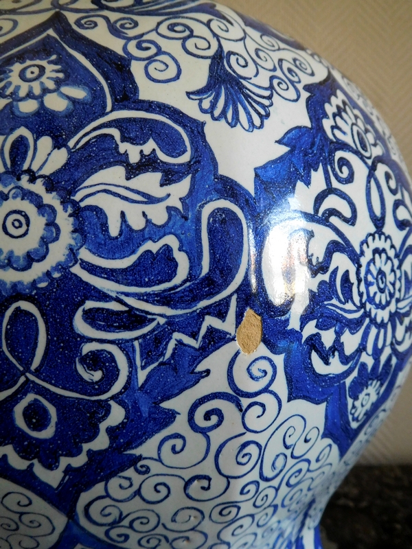 Grand vase gourde en faïence de Delft bleue, montable en lampe - époque début XIXe siècle