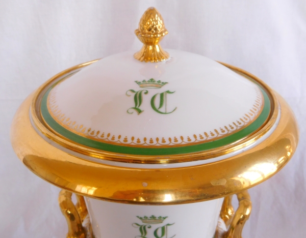 Grand vase glacière Empire en porcelaine de Paris - monogramme et couronne de Marquis