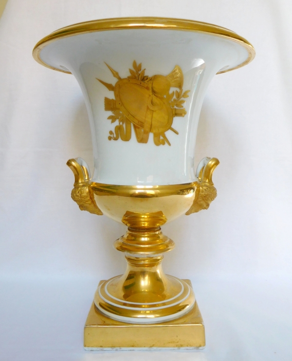 Empire Paris porcelain Medicis vase, early 19th century circa 1820