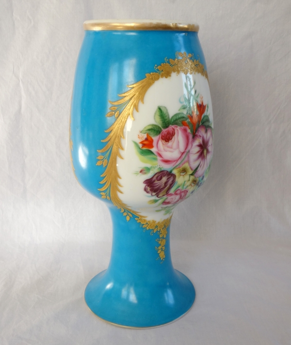 Grand vase d'ornement en porcelaine turquoise & or dans le goût de Sèvres, époque Napoléon III