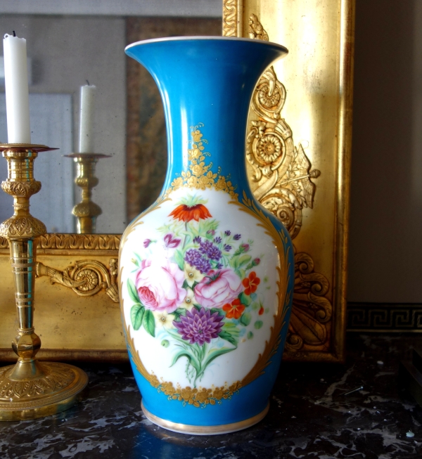 Grand vase d'ornement en porcelaine turquoise & or dans le goût de Sèvres, époque Napoléon III