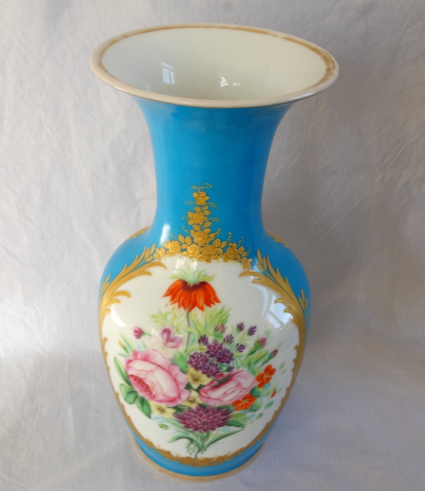 Grand vase d'ornement en porcelaine turquoise & or dans le goût de Sèvres, époque Napoléon III