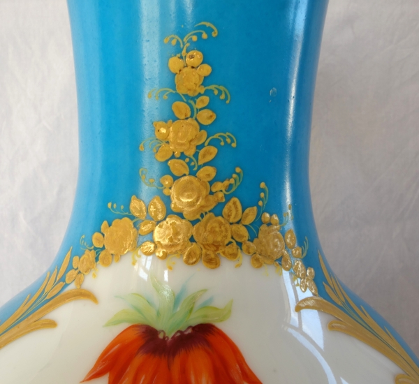 Grand vase d'ornement en porcelaine turquoise & or dans le goût de Sèvres, époque Napoléon III