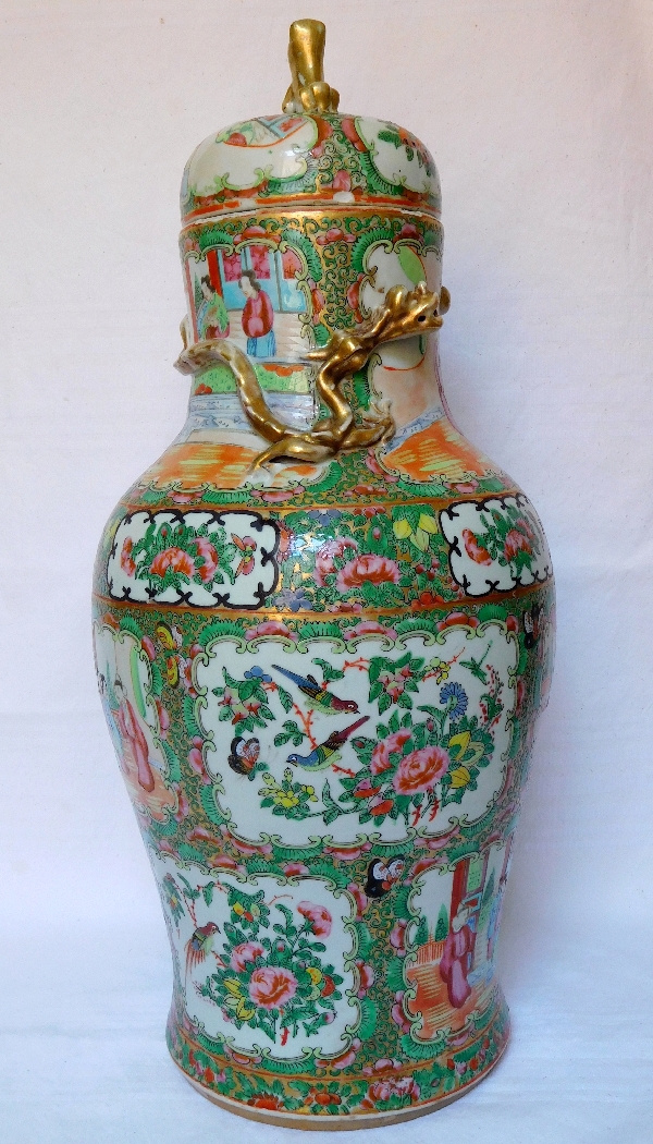 Fine Canton porcelain vase / potiche, China, 19th century - 47cm