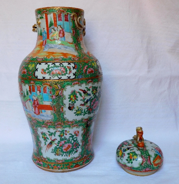 Fine Canton porcelain vase / potiche, China, 19th century - 47cm