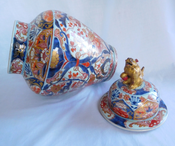 Grande potiche en porcelaine Imari - Chine, fin XVIIIe siècle / début XIXe - 48cm