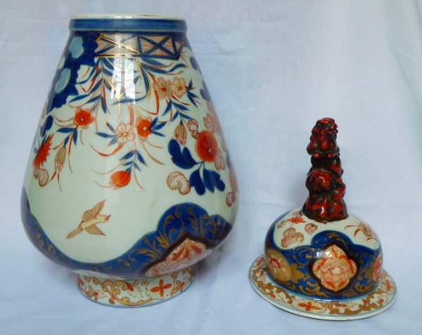 Grande potiche à décor imari bleu rouge et or, Chine, XIXe siècle - 54cm