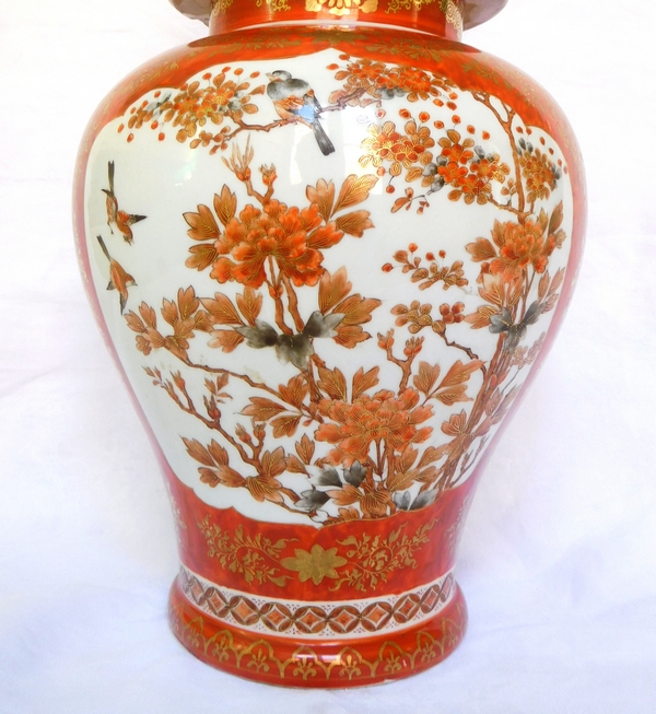 Grande potiche en porcelaine du Japon rouge et or, époque Edo - début XIXe siècle - signée