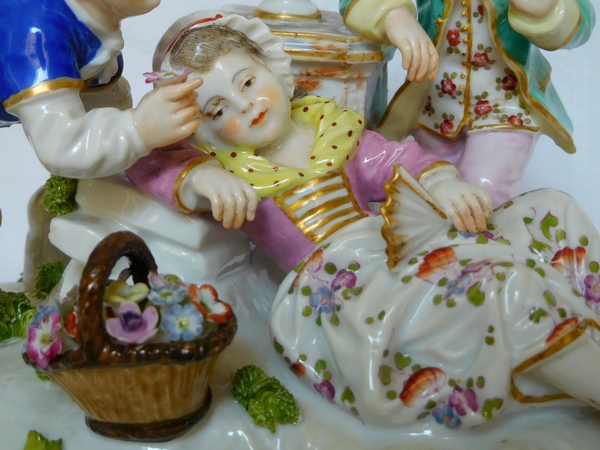 Meissen polychrome porcelain sculpture - 18th century