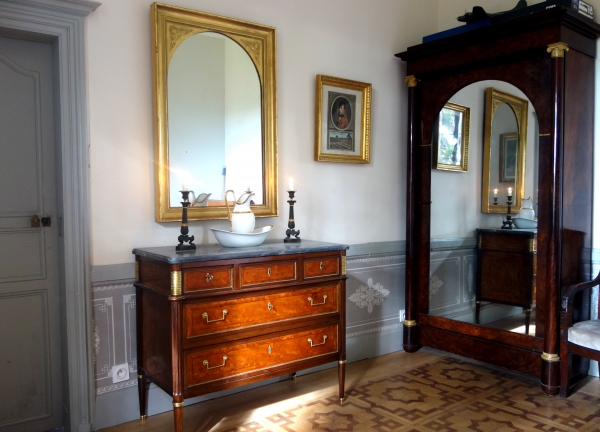 Ensemble lavabo en porcelaine - aiguière de toilette & son bassin d'époque Restauration