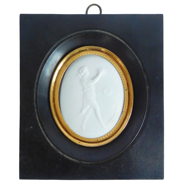 Miniature porcelain biscuit medallion : cymbal player - signed Sèvres